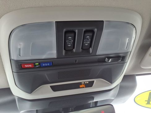 Certified 2024 Subaru Crosstrek 2.0i Premium image 32