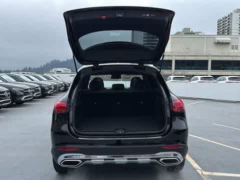 Used 2026 Mercedes-Benz GLC 300 4MATIC image 7