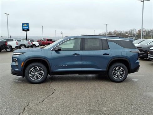 New 2026 Chevrolet Traverse LT w/ Driver Confidence Package image 4