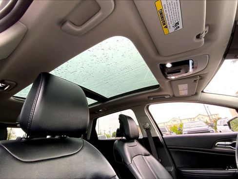 Used 2024 Kia Sportage SX image 20