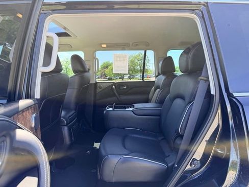 Used 2023 INFINITI QX80 Premium Select w/ Cargo Package AWD/4WD image 8