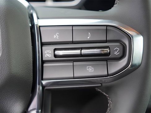 New 2026 GMC Canyon Elevation w/ Convenience Package image 15