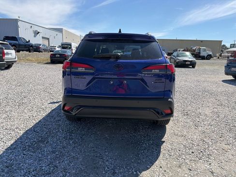 Used 2025 Toyota Corolla Cross AWD Hybrid w/ Convenience Package image 4