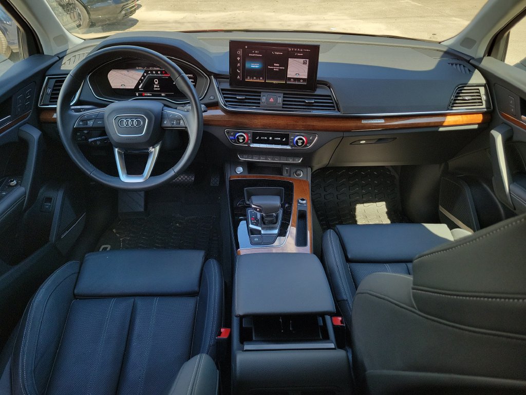 Used 2023 Audi Q5 2.0T Prestige w/ Prestige Package AWD/4WD image 10