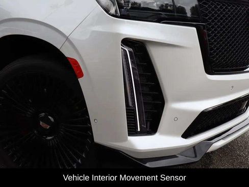 Used 2023 Cadillac Escalade V AWD/4WD image 33