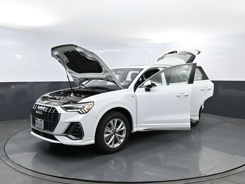 Used 2025 Audi Q3 2.0T Premium AWD/4WD image 27