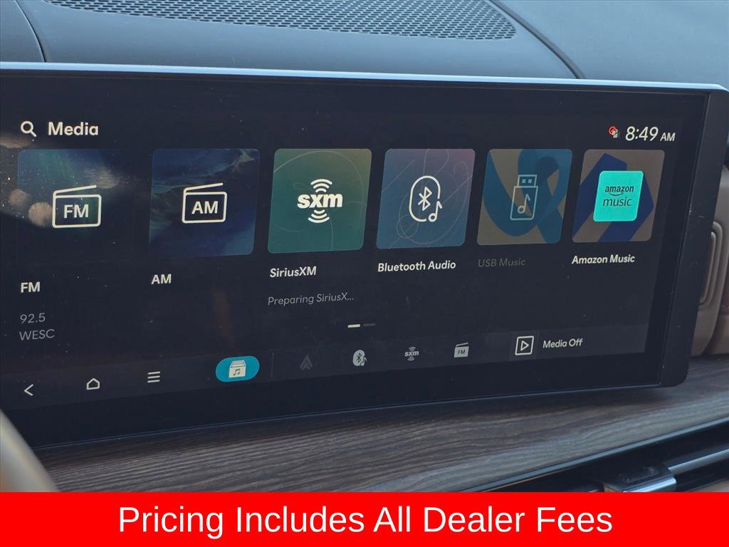 Used 2024 Hyundai Santa Fe Limited AWD/4WD image 18