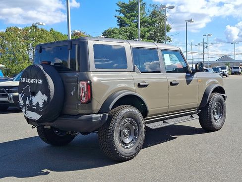 New 2025 Ford Bronco Badlands image 7