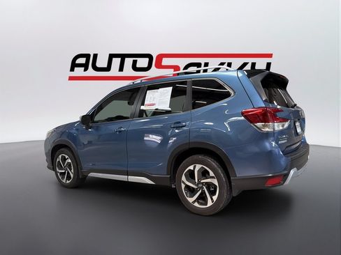 Used 2024 Subaru Forester Touring w/ Pop Package 2 AWD/4WD image 7