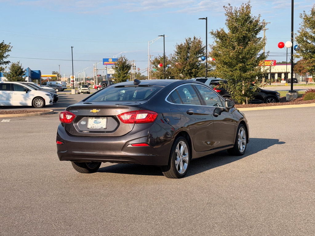 Used 2017 Chevrolet Cruze Premier FWD image 7