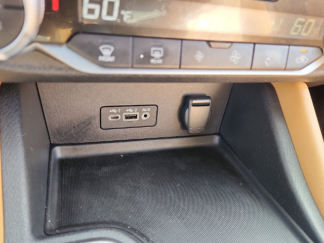 Used 2021 Nissan Sentra SV w/ SV Premium Package FWD image 24