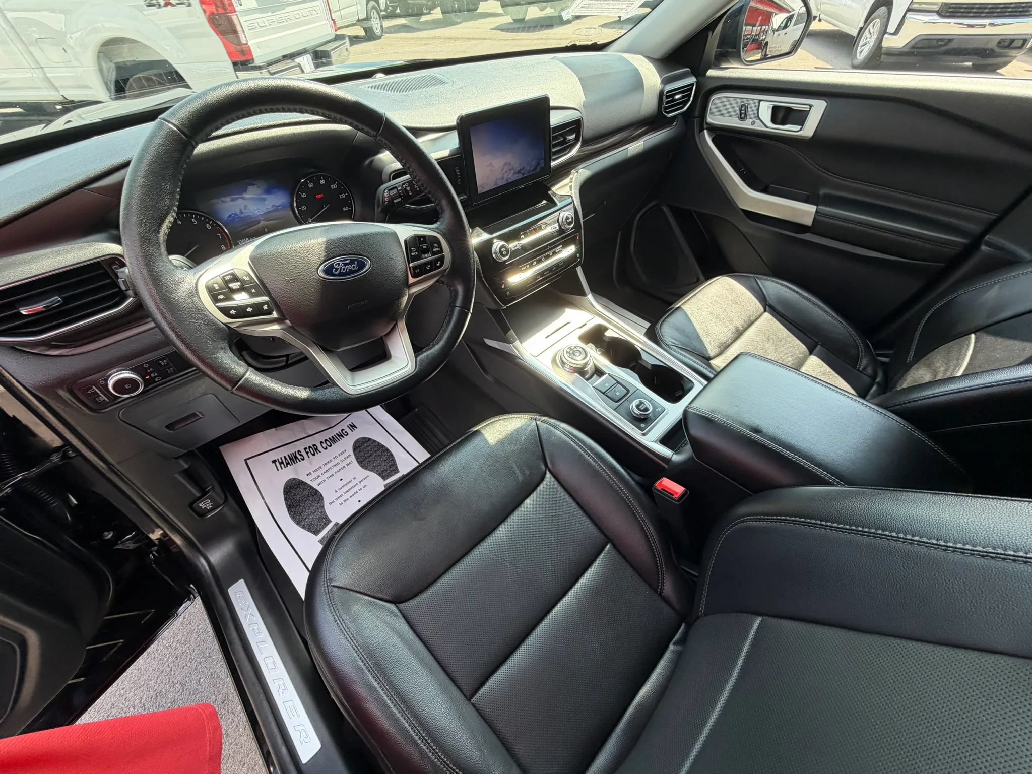 Used 2022 Ford Explorer Limited w/ Hybrid Equipment Group 310A RWD image 6