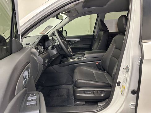 Certified 2025 Honda Ridgeline RTL+ image 22