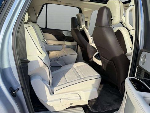Used 2024 Lincoln Navigator L Black Label image 37