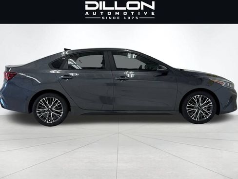 Used 2024 Kia Forte GT-Line w/ GT-Line Premium Package FWD image 3