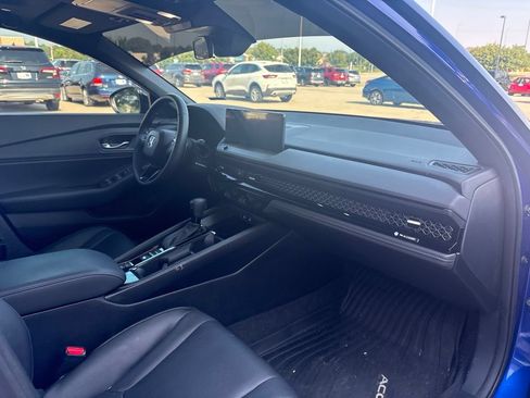 Used 2024 Honda Accord Sport image 25