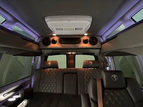 Used 2022 GMC Savana 2500 w/ Enhanced Convenience Package image 2