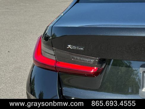 Used 2025 BMW 330i xDrive Sedan AWD/4WD image 10