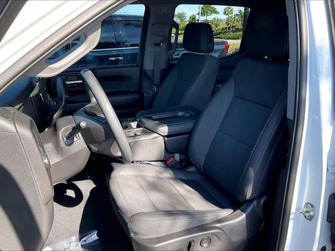 Certified 2023 Chevrolet Silverado 1500 Custom image 24