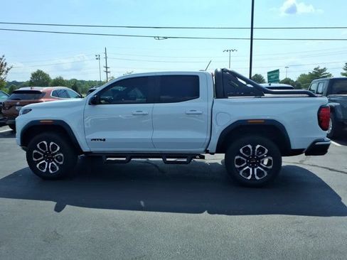 Used 2025 GMC Canyon AT4 w/ Nightfall Edition AWD/4WD image 4