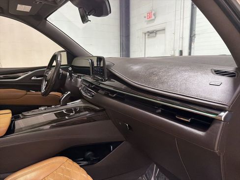 Used 2021 Cadillac Escalade Sport w/ LPO, ONYX Package AWD/4WD image 35