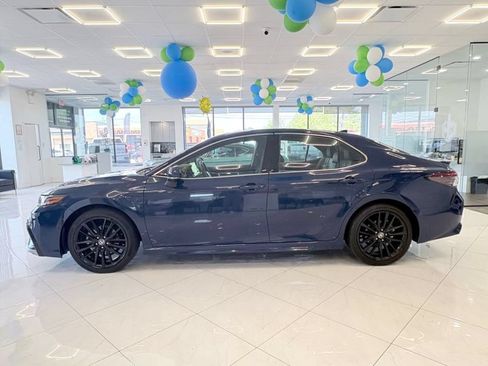 Used 2024 Toyota Camry XSE FWD image 4