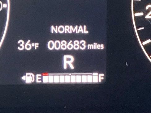 Used 2025 Honda CR-V Sport-L image 32