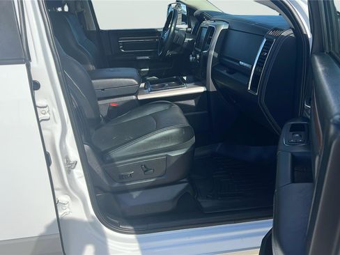 Used 2015 RAM 1500 Laramie w/ Convenience Group AWD/4WD image 13