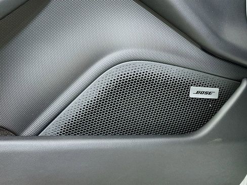 New 2025 Porsche Taycan image 21