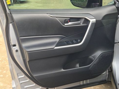 Used 2024 Toyota RAV4 XLE image 12