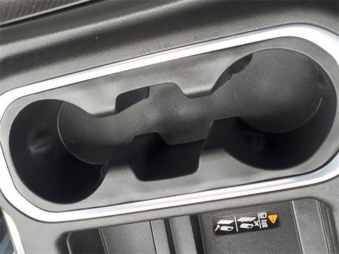 Used 2022 Chevrolet Silverado 1500 High Country w/ Z71 Off-Road Package image 19