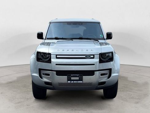 Certified 2022 Land Rover Defender 110 XS Edition image 8