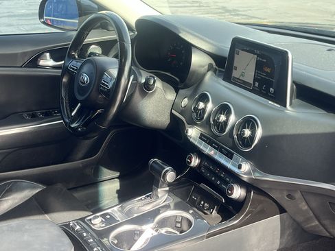 Used 2019 Kia Stinger Premium RWD image 15