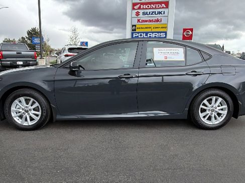 Certified 2025 Toyota Camry LE w/ Convenience Package image 6