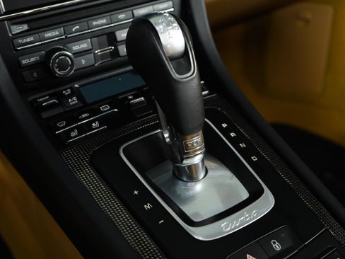 Used 2016 Porsche 911 Turbo S image 41