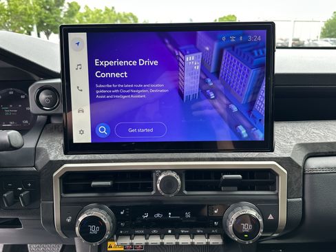 Certified 2025 Toyota Tacoma Limited AWD/4WD image 24