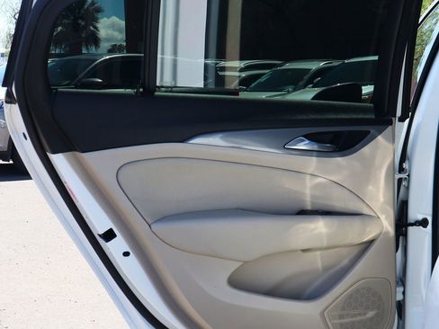 Used 2018 Buick Regal Preferred w/ Sights and Sounds Package image 28