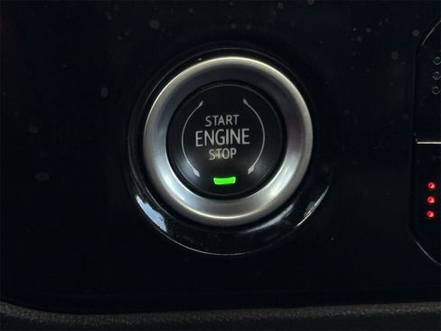 Used 2024 GMC Sierra 1500 SLT image 22