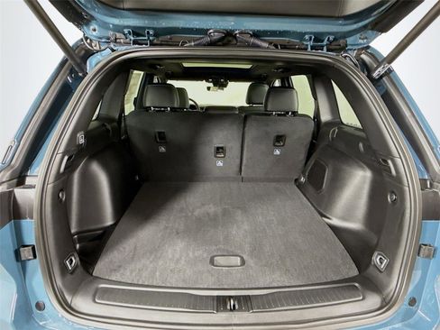 New 2026 Jeep Grand Cherokee Limited w/ Limited Altitude Package AWD/4WD image 21