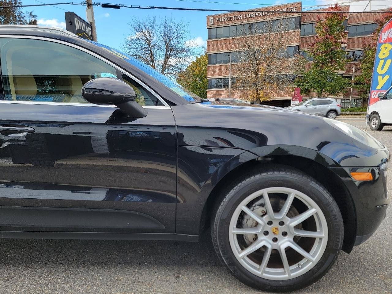 Used 2016 Porsche Macan S AWD/4WD image 12