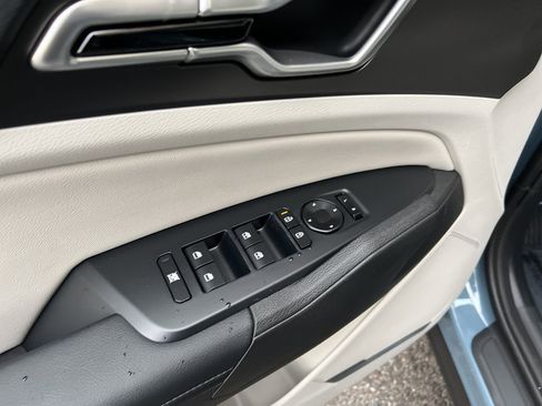New 2026 Kia Sportage EX w/ EX Panoramic Sunroof Package image 19