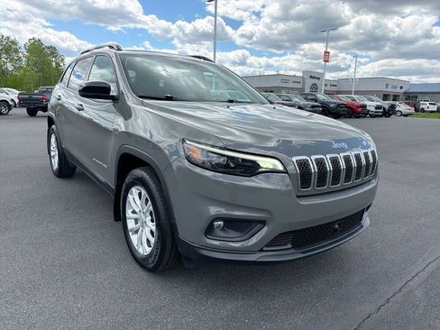 Used 2022 Jeep Cherokee Latitude Lux AWD/4WD image 1