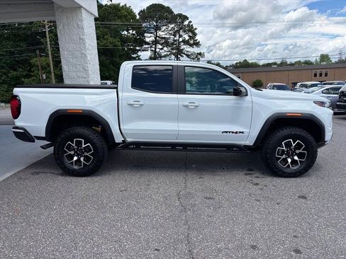 Used 2024 GMC Canyon AT4X AWD/4WD image 20