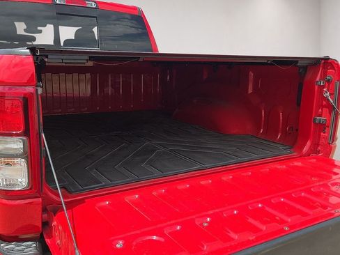 Used 2022 RAM 1500 Big Horn AWD/4WD image 14