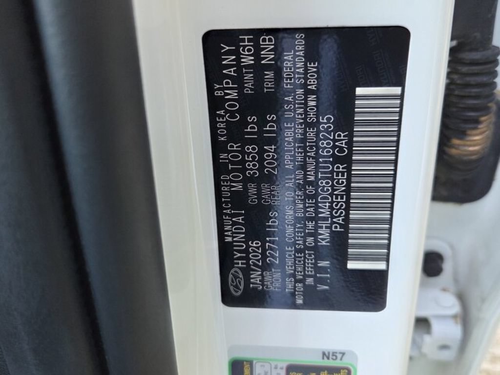 Used 2026 Hyundai Elantra Sport FWD image 7