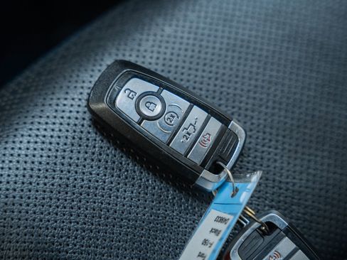 Certified 2021 Ford F150 Lariat w/ Equipment Group 502A High image 56