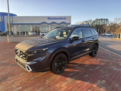 Certified 2025 Honda CR-V Sport Touring image 4