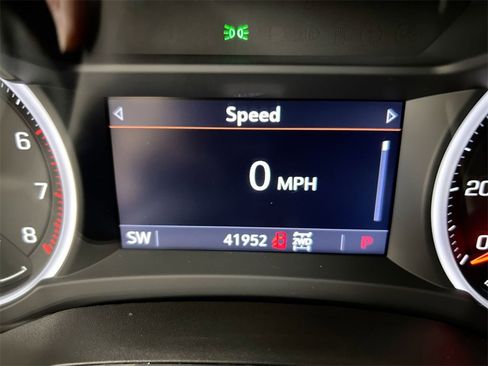 Used 2023 Chevrolet TrailBlazer ACTIV w/ Technology Package image 12