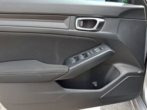 Used 2025 Honda Civic Sport image 12