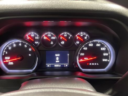 Used 2023 Chevrolet Silverado 1500 Custom RWD image 5